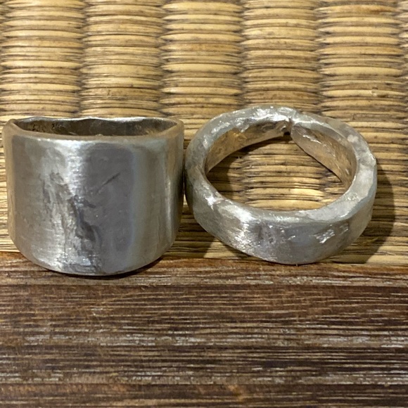 Hand sand casted sterling silver ring set - Picture 11 of 16